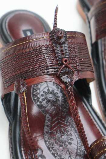 Shradha Hedau Footwear Couture Brown Tejas Kolhapuri Slider Sandals Online at Aza Fashions Shradha Hedau Footwear Couture_Brown Tejas Kolhapuri Slider Sandals _Online_at_Aza_Fashions