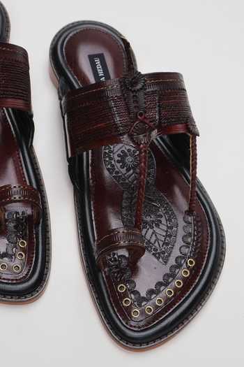 Shradha Hedau Footwear Couture Brown Tejas Kolhapuri Slider Sandals at Aza Fashions Shradha Hedau Footwear Couture_Brown Tejas Kolhapuri Slider Sandals _at_Aza_Fashions