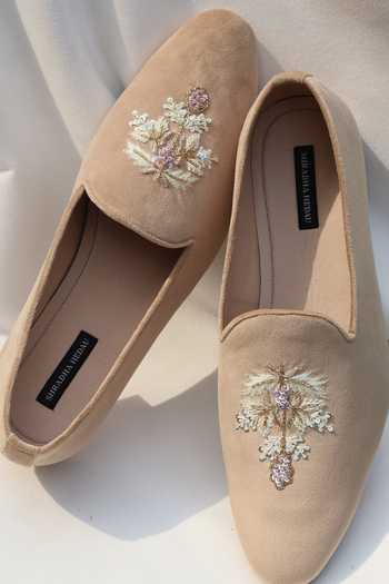 Shradha Hedau Footwear Couture Nawab Handcrafted Juttis