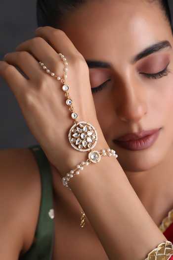 Swabhimann Embellished Polki Hathphool 