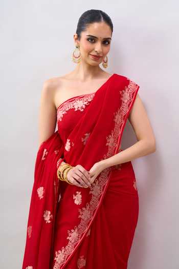 Buy Mint N Oranges Red Georgette Floral Motif Saree With Running Blouse Buy_Mint N Oranges_Red Georgette Floral Motif Saree With Running Blouse