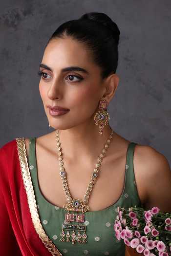 Swabhimann Temple Work Embellished Pendant Set 