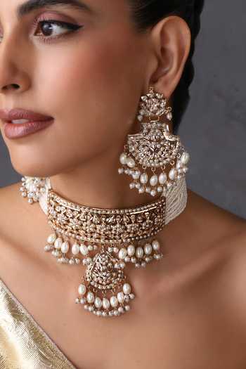 Buy_Swabhimann_White Jadau Choker Set _Online_at_Aza_Fashions