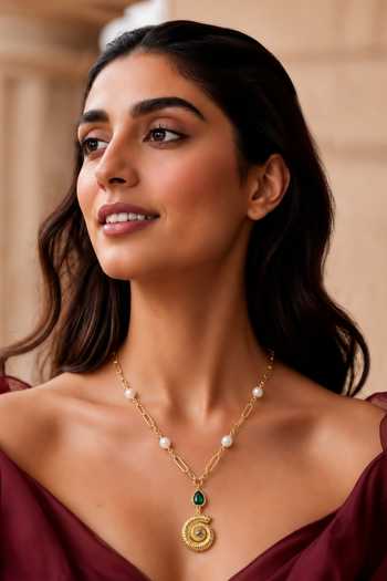 Tad Accessories Green Brass Necklace Online at Aza Fashions Tad Accessories_Green Brass Necklace _Online_at_Aza_Fashions