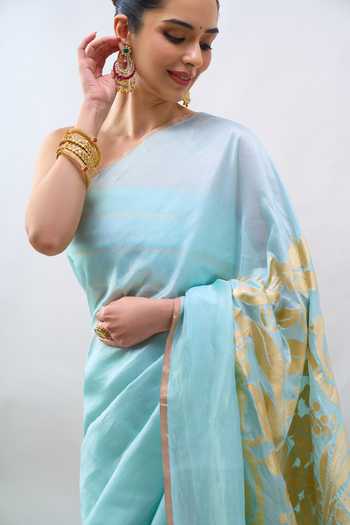 Buy_Mint N Oranges_Blue Silk Floral Motif Saree With Unstitched Blouse Piece 