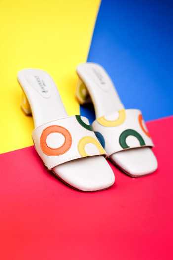 Around Always Hula Circular Appliques Strap Heels