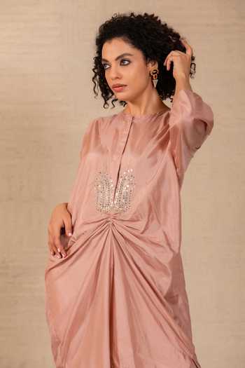 Eeda Pink Silk Mandarin Collar Silsila Paisley Motif Kurta And Pant Set at Aza Fashions Eeda_Pink Silk Mandarin Collar Silsila Paisley Motif Kurta And Pant Set _at_Aza_Fashions