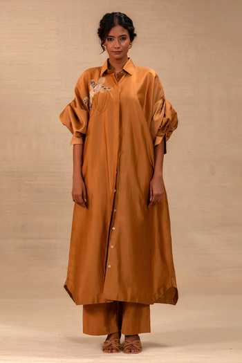 Buy_Eeda_Brown Silk, Chanderi Mandarin Collar, Yes Tinka Long Jacket Kurta Set _Online_at_Aza_Fashions
