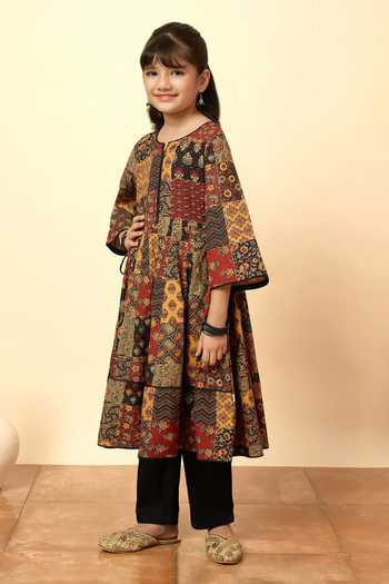 StyloBug_Multi Color Cotton Printed Anarkali And Pant Set _Online_at_Aza_Fashions