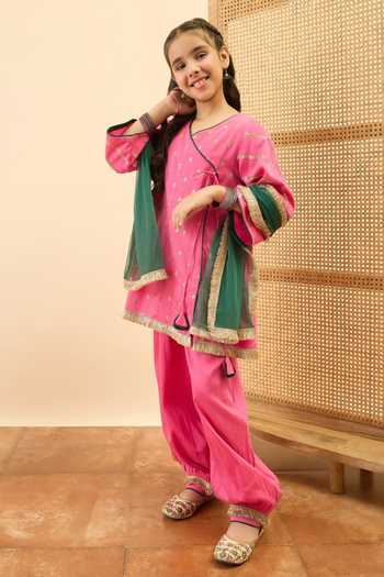 StyloBug Pink Viscose Embroidered Angarkha Kurta Set Online at Aza Fashions StyloBug_Pink Viscose Embroidered Angarkha Kurta Set _Online_at_Aza_Fashions