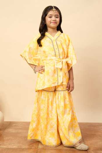 StyloBug Printed Kaftan Kurta & Sharara Set 
