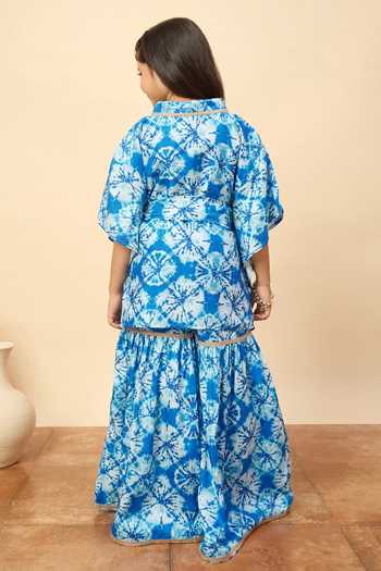 StyloBug Printed Kaftan Kurta & Sharara Set 
