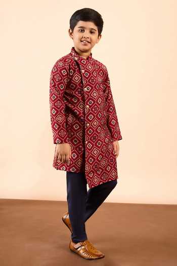 Buy StyloBug Red Cotton Hand Block Print Kurta And Pant Set Online at Aza Fashions Buy_StyloBug_Red Cotton Hand Block Print Kurta And Pant Set _Online_at_Aza_Fashions