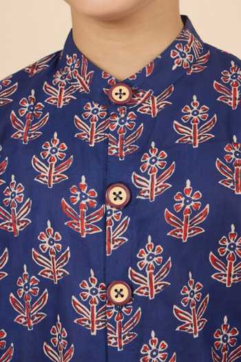 StyloBug Blue Cotton Hand Block Print Kurta Set at Aza Fashions StyloBug_Blue Cotton Hand Block Print Kurta Set _at_Aza_Fashions