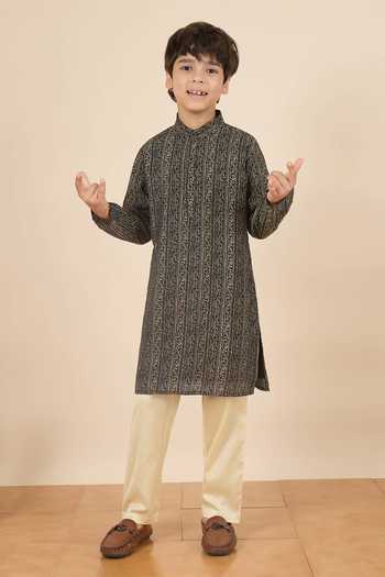 Buy_StyloBug_Black Polyester Printed Kurta And Pant Set _Online_at_Aza_Fashions