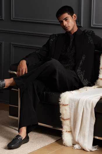 Soniya G Black Suiting Aks-e-raaz Embroidered Tuxedo Set Online at Aza Fashions Soniya G_Black Suiting Aks-e-raaz Embroidered Tuxedo Set _Online_at_Aza_Fashions