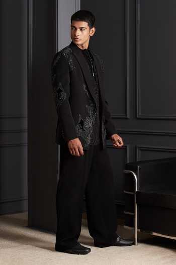 Shop Soniya G Black Suiting Aks-e-raaz Embroidered Tuxedo Set Online at Aza Fashions Shop_Soniya G_Black Suiting Aks-e-raaz Embroidered Tuxedo Set _Online_at_Aza_Fashions