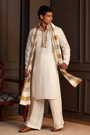 Soniya G Ivaan Linear Sequin Kurta Set With Stole 