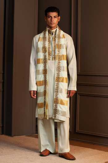 Soniya G_Cream Georgette Zarin Sequin Kurta Set With Stole _Online_at_Aza_Fashions