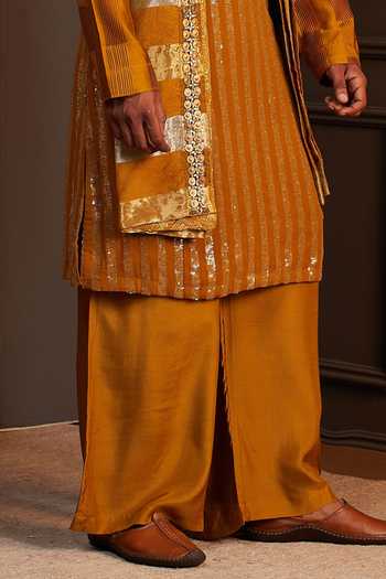 Soniya G_Gold Georgette Kesar Sequin Kurta Set With Stole _Online_at_Aza_Fashions