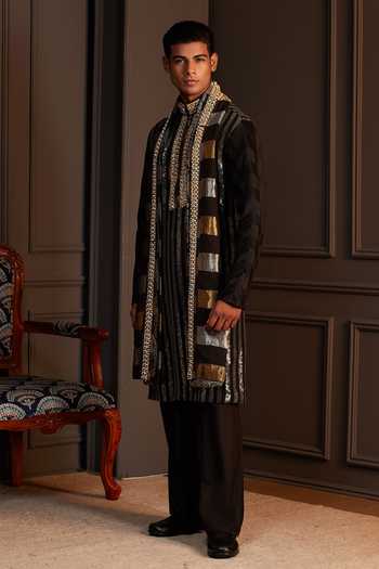 Soniya G_Black Georgette Shahmir Embellished Kurta Set With Stole _at_Aza_Fashions
