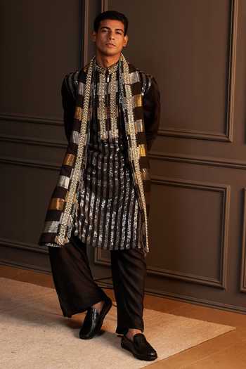 Buy_Soniya G_Black Georgette Shahmir Embellished Kurta Set With Stole 