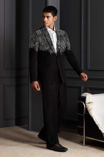 Buy Soniya G Black Suiting Embroidery Nazm Tuxedo Set Buy_Soniya G_Black Suiting Embroidery Nazm Tuxedo Set
