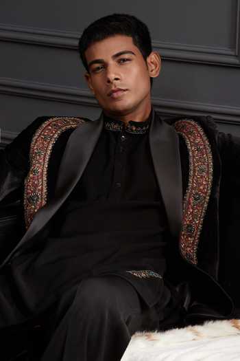 Soniya G_Black Cotton, Velvet Nayab Noir Embroidered Jacket And Kurta Set _at_Aza_Fashions