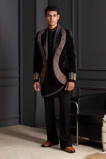 Soniya G Nayab Noir Embroidered Jacket & Kurta Set 