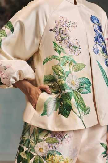 Buy Pankaj & Nidhi Ivory Twill Mandarin Collar Veinna Glade Jacket Online at Aza Fashions Buy_Pankaj & Nidhi_Ivory Twill Mandarin Collar Veinna Glade Jacket _Online_at_Aza_Fashions