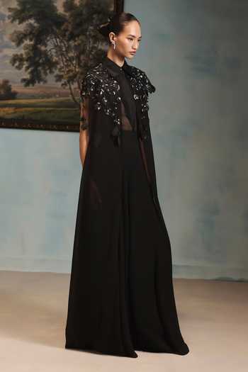 Pankaj & Nidhi Veinna Obsidienne Cape 