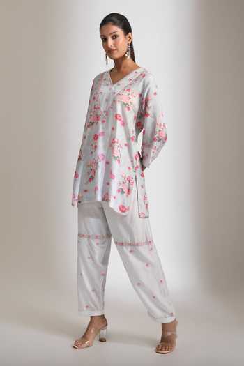 Tanu Malhotra Embroidered Floral Kurta Salwar Set 