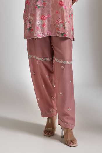 Tanu Malhotra_Pink Silk, Cotton, Georgette V-neck, Yes Embroidered Floral Kurta Salwar Set _Online_at_Aza_Fashions