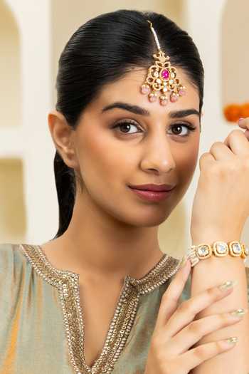 Solv Jewellery Ajna Embellished Maangtikka
