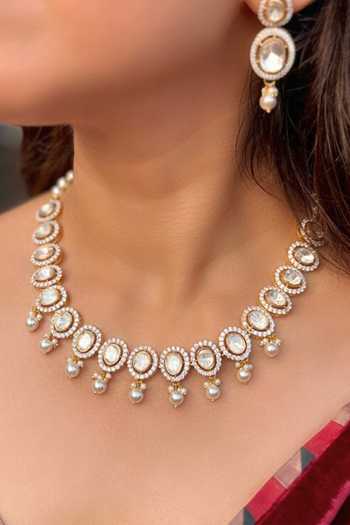 Solv Jewellery Gold Plated Moonlit Dew Polki And Pearl Necklace Set Online at Aza Fashions Solv Jewellery_Gold Plated Moonlit Dew Polki And Pearl Necklace Set _Online_at_Aza_Fashions
