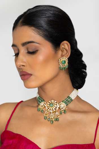 Solv Jewellery Gold Plated Vana Emerald And Polki Choker With Earrings Online at Aza Fashions Solv Jewellery_Gold Plated Vana Emerald And Polki Choker With Earrings _Online_at_Aza_Fashions