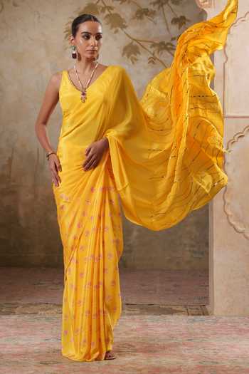Pooja Popli Yellow Crepe Maya Printed Saree With Unstitched Blouse Piece at Aza Fashions Pooja Popli_Yellow Crepe Maya Printed Saree With Unstitched Blouse Piece _at_Aza_Fashions