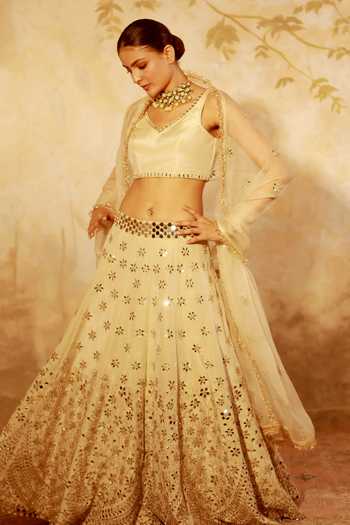 Buy_Pooja Popli_Gold Silk, Organza V-neck Nazakat Mirror Embroidered Lehenga Set _Online_at_Aza_Fashions