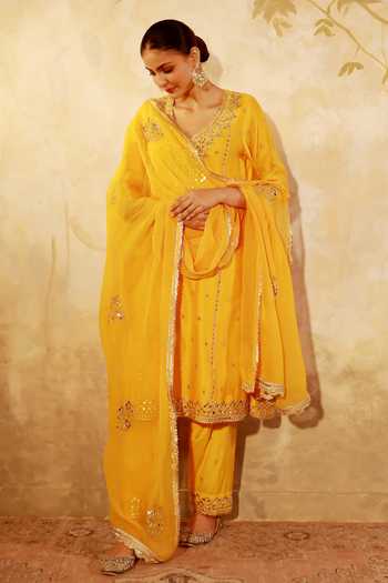 Buy_Pooja Popli_Yellow Chanderi Silk, Muslin, Silk, Nazakat Mango Mirror Work Kurta Salwar Set _Online_at_Aza_Fashions