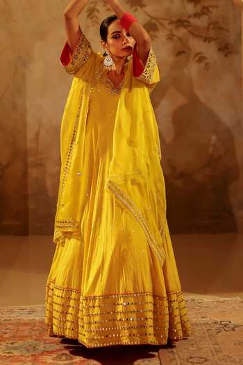 Pooja Popli_Yellow Silk, Organza, Muslin V-neck Nazakat Anarkali With Mirror Work Dupatta _at_Aza_Fashions