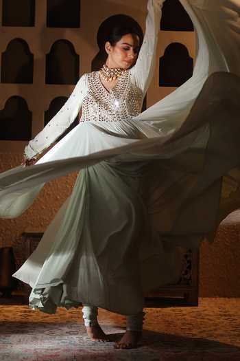 Buy_Pooja Popli_Green Silk, Organza V-neck Nazakat Sage Embroidered Anarkali Set 