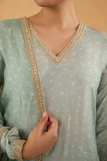 Pooja Popli Green Silk, Cotton V-neck, Yes Bandhej Print Kurta Set Online at Aza Fashions Pooja Popli_Green Silk, Cotton V-neck, Yes Bandhej Print Kurta Set _Online_at_Aza_Fashions