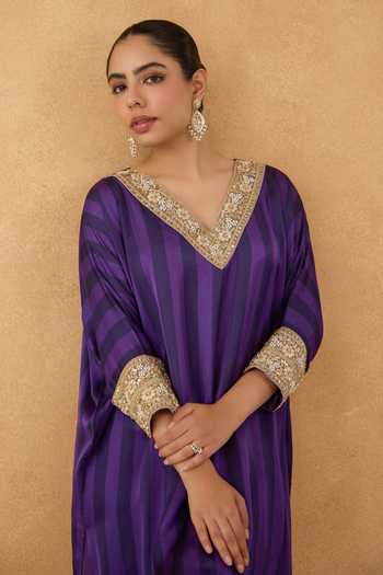 Shop Pooja Popli Purple Silk, Modal V-neck Striped Print Kurta And Salwar Set Online at Aza Fashions Shop_Pooja Popli_Purple Silk, Modal V-neck Striped Print Kurta And Salwar Set _Online_at_Aza_Fashions
