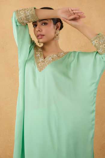 Buy Pooja Popli Green Silk, Modal V-neck, Yes Embroidered Kurta And Floral Print Pant Set Online at Aza Fashions Buy_Pooja Popli_Green Silk, Modal V-neck, Yes Embroidered Kurta And Floral Print Pant Set _Online_at_Aza_Fashions