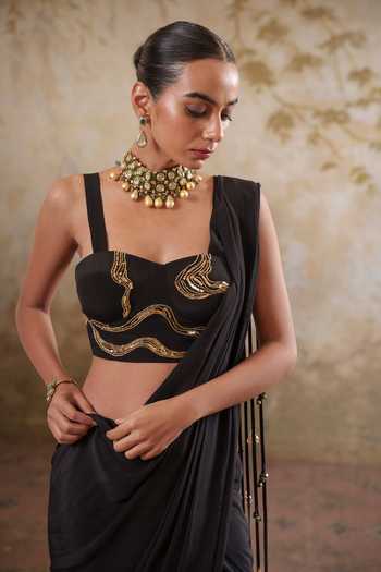 Buy Pooja Popli Black Crepe Sweetheart Neck Maya Pre-draped Saree With Embroidered Blouse Online at Aza Fashions Buy_Pooja Popli_Black Crepe Sweetheart Neck Maya Pre-draped Saree With Embroidered Blouse _Online_at_Aza_Fashions