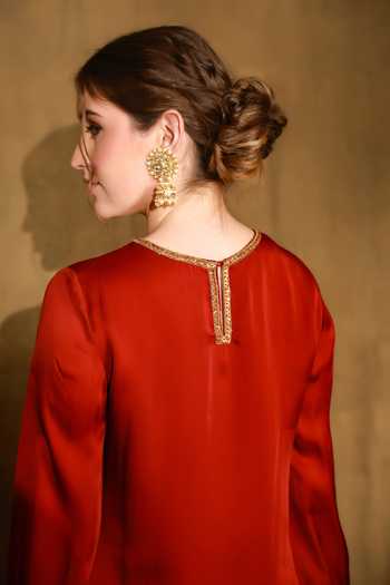 Shop Afriya Maroon , Satin, Viscose, Silk Round Neck, Yes Kurta Pant Set Online at Aza Fashions Shop_Afriya_Maroon , Satin, Viscose, Silk Round Neck, Yes Kurta Pant Set _Online_at_Aza_Fashions