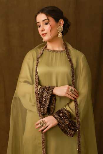 Buy Afriya Green , Viscose, Silk Round Dabka Embroidery Satin Kurta Set Online at Aza Fashions Buy_Afriya_Green , Viscose, Silk Round Dabka Embroidery Satin Kurta Set _Online_at_Aza_Fashions