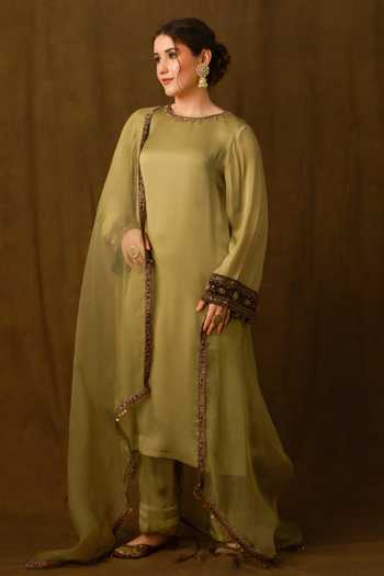 Shop Afriya Green , Viscose, Silk Round Dabka Embroidery Satin Kurta Set Online at Aza Fashions Shop_Afriya_Green , Viscose, Silk Round Dabka Embroidery Satin Kurta Set _Online_at_Aza_Fashions