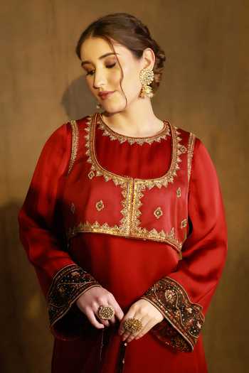 Afriya_Maroon Satin, Linen Round Neck - _Online_at_Aza_Fashions