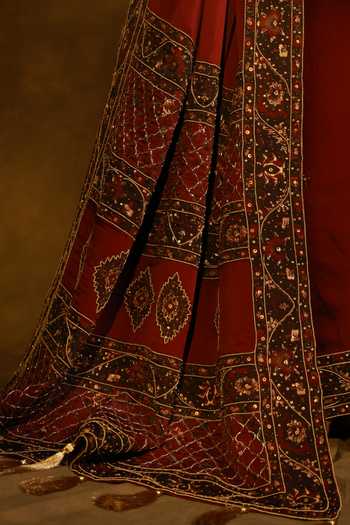 Buy_Afriya_Maroon Organza, Satin, Viscose, Linen Handwork Saree And Blouse Set 